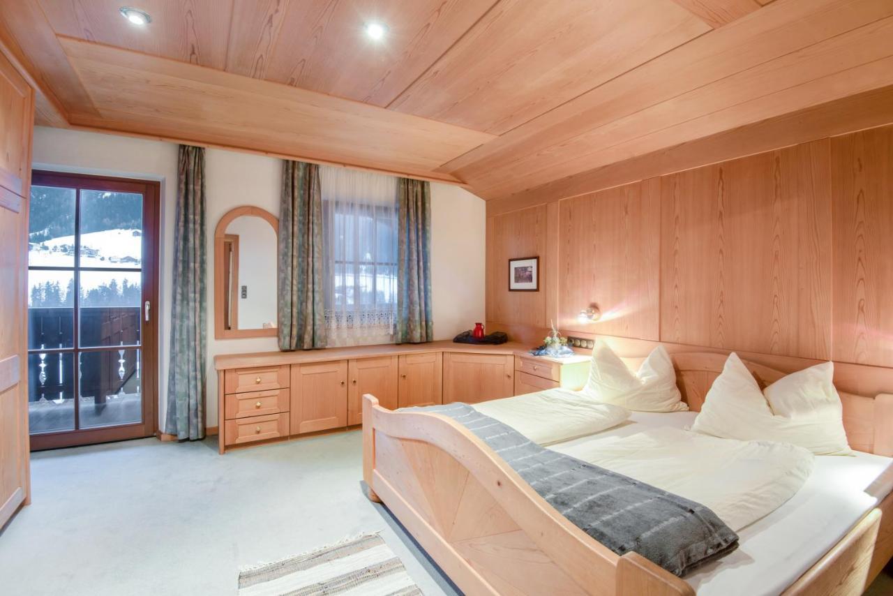 Apartments Christa App A Ortisei Ngoại thất bức ảnh